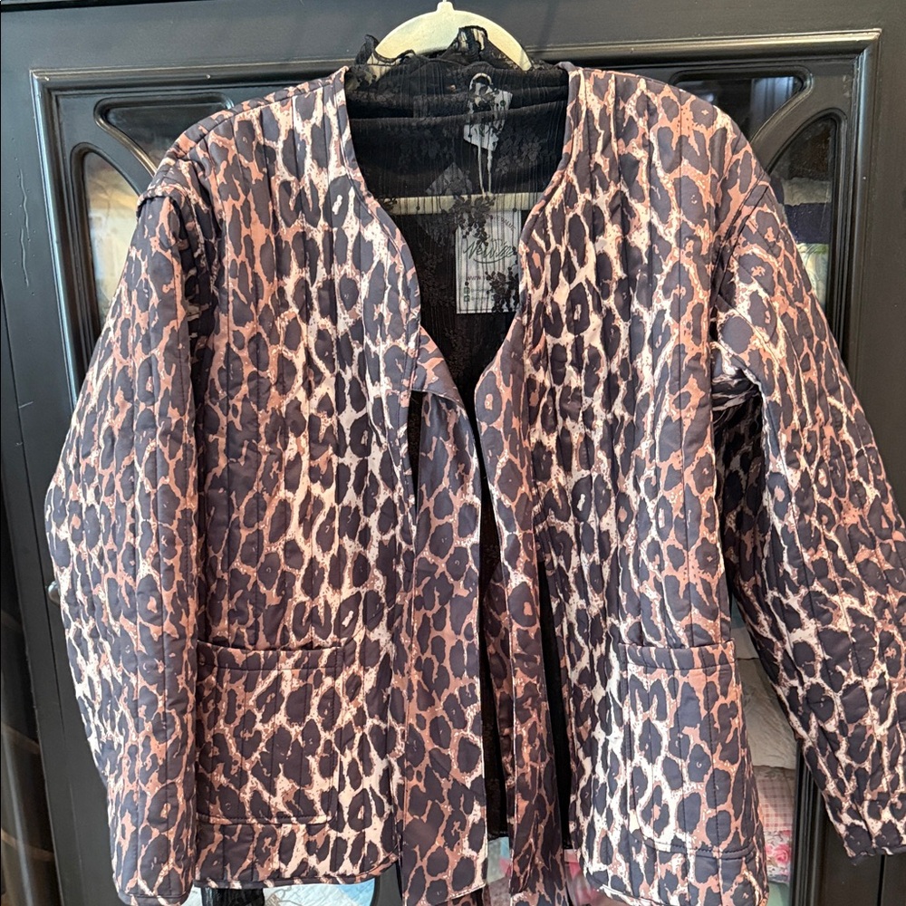 Leopard Print Women's Jacket - Picture 6 of 11